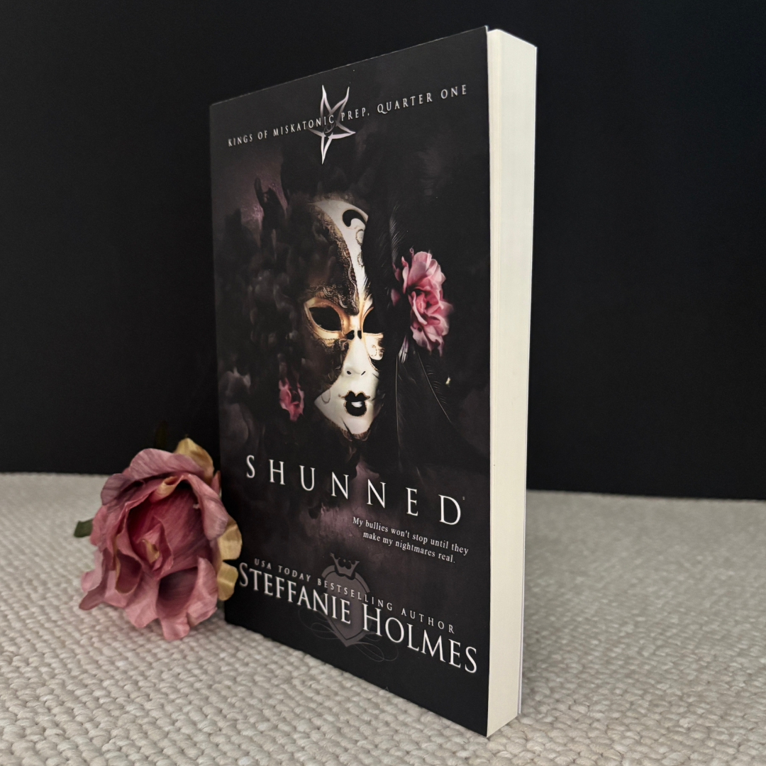 Shunned by Steffanie Holmes